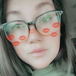 Meet your Posher, Roni